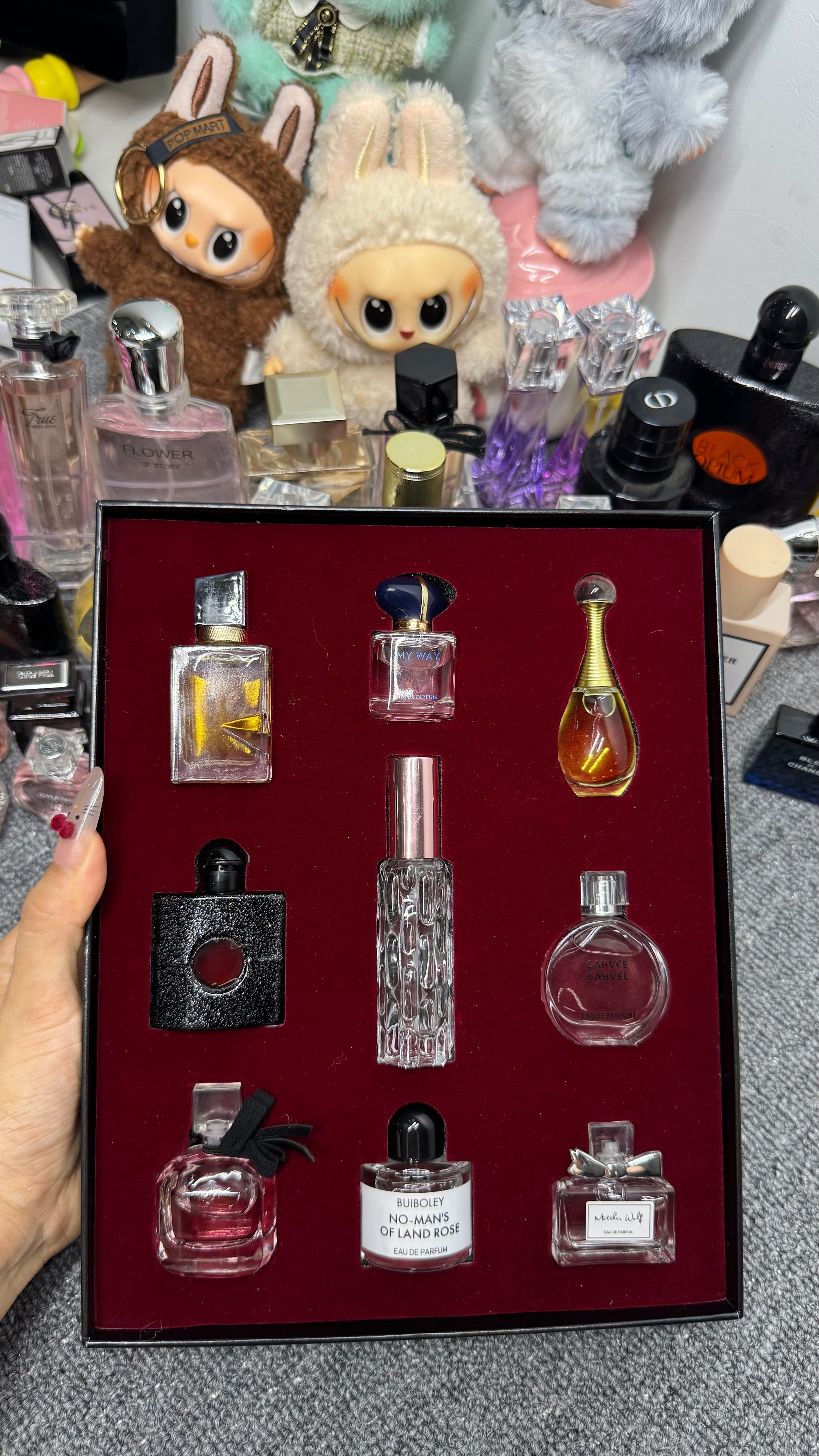 Lingling Mini Perfume Set: 8 Bottles with Gift Box