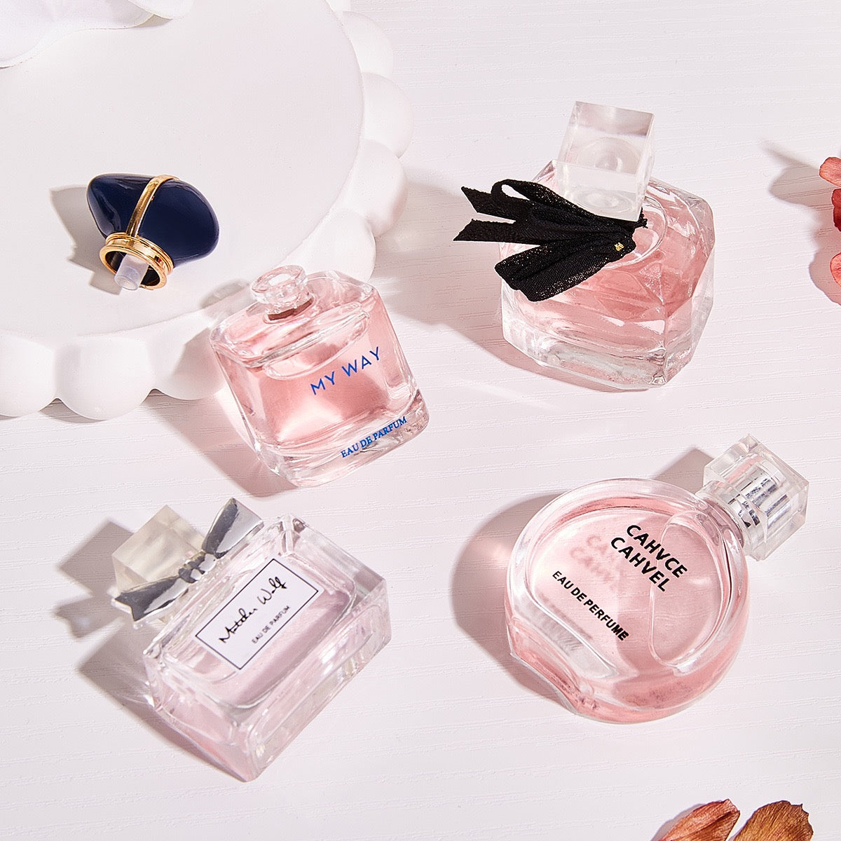 Lingling Mini Perfume Set: 8 Bottles with Gift Box
